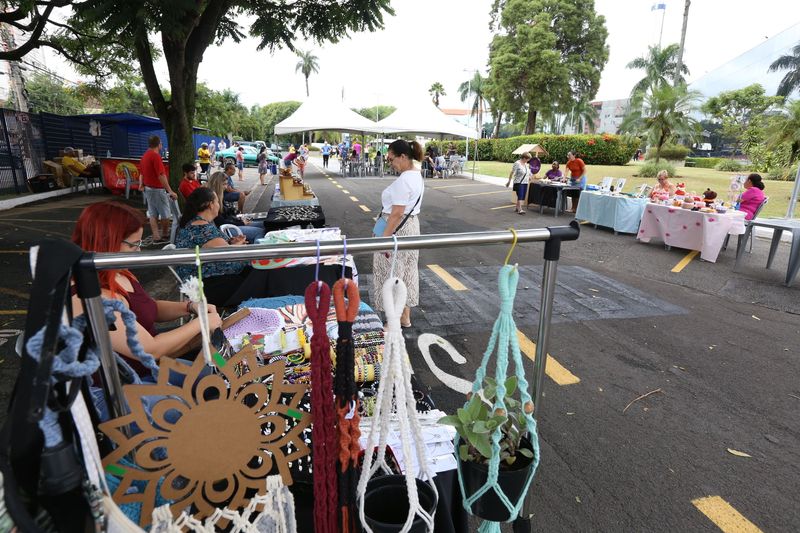 Feira de artesanato é uma das atrações 