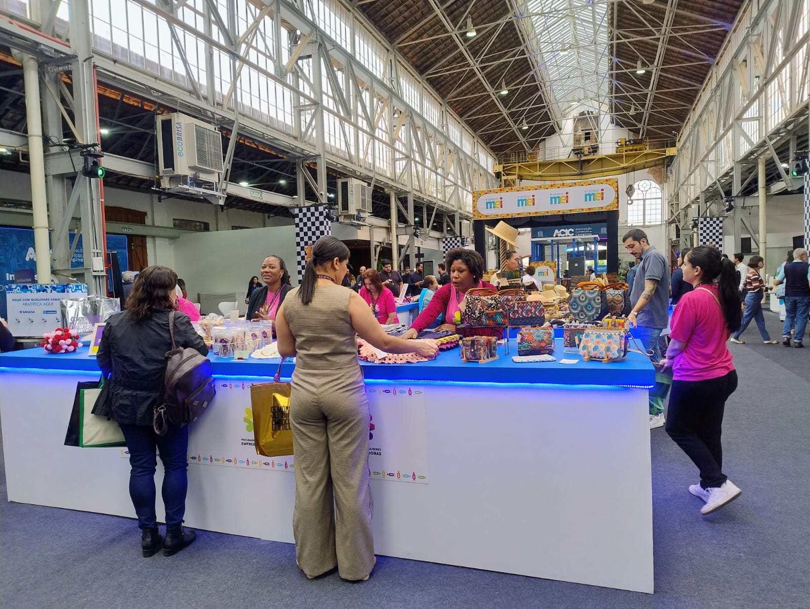 O Programa Feira das Mulheres Empreendedoras participou da Semana de Negócios e Empreendedorismo