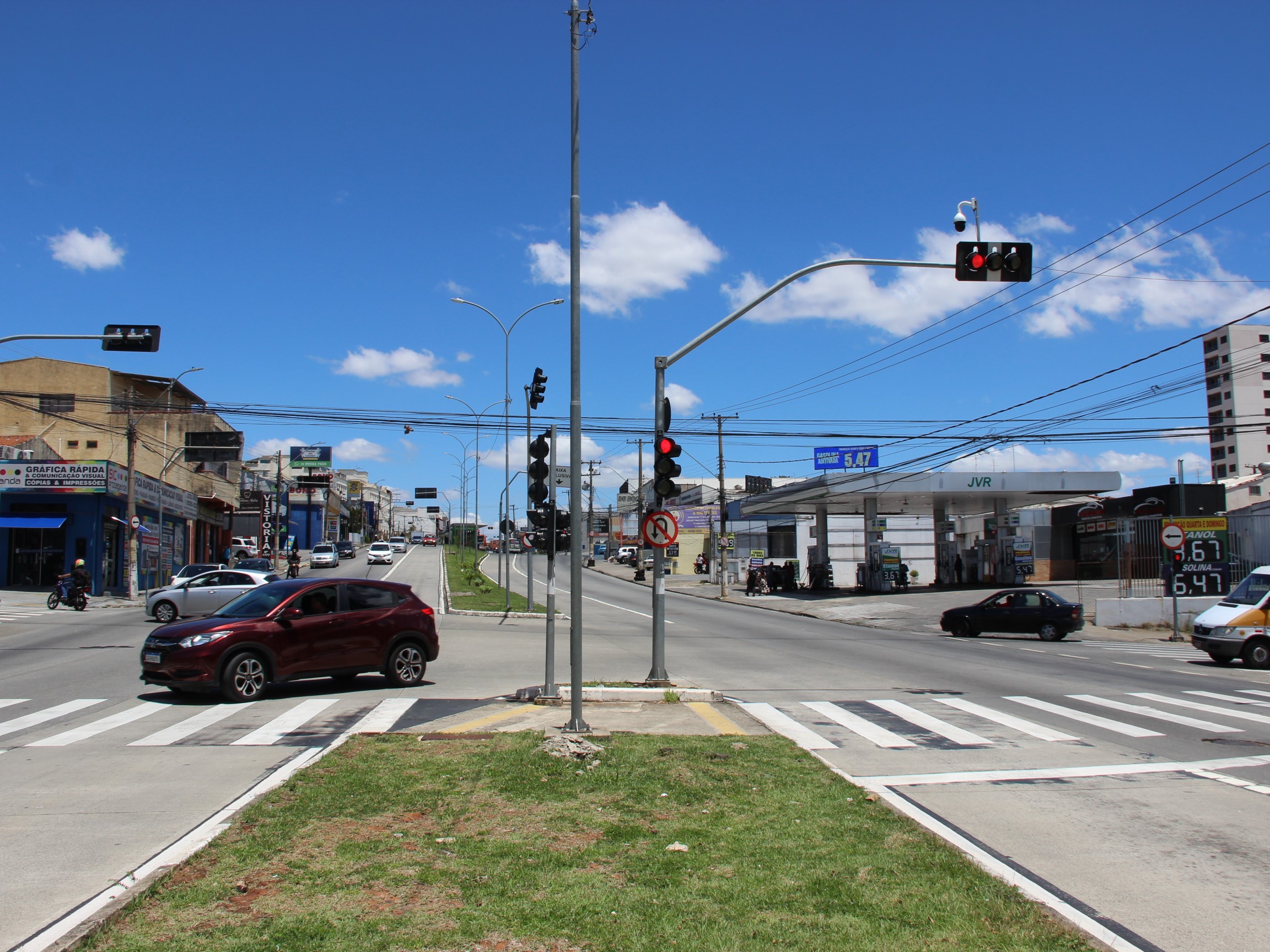 O objetivo é coibir comportamentos de risco, aumentar a segurança viária e reduzir sinistros (acidentes) nos trechos monitorados