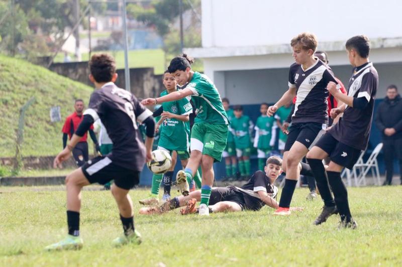 Finalistas farão disputada acirrada em duas praças de esportes