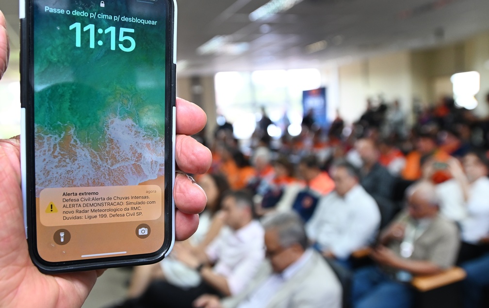 Durante o evento, moradores receberam alerta de teste do Cell Broadcast