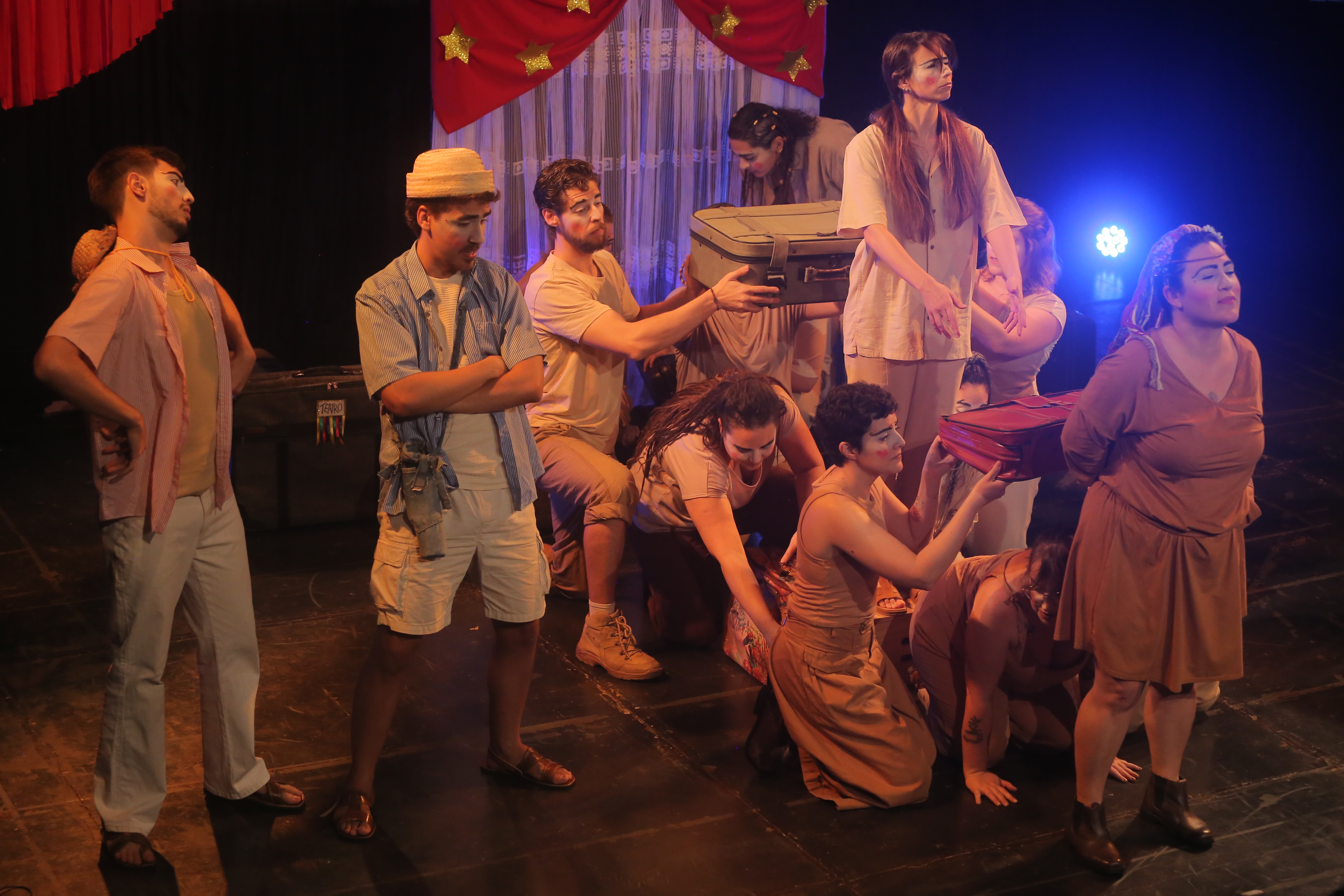 Proposta valoriza o fazer teatral como expressão de afeto