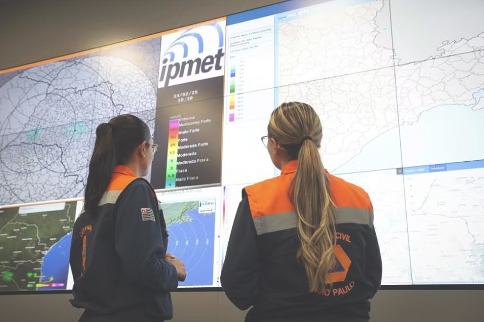 Objetivo da reunião foi alinhar ações preventivas diante da previsão de chuvas no Ano Novo