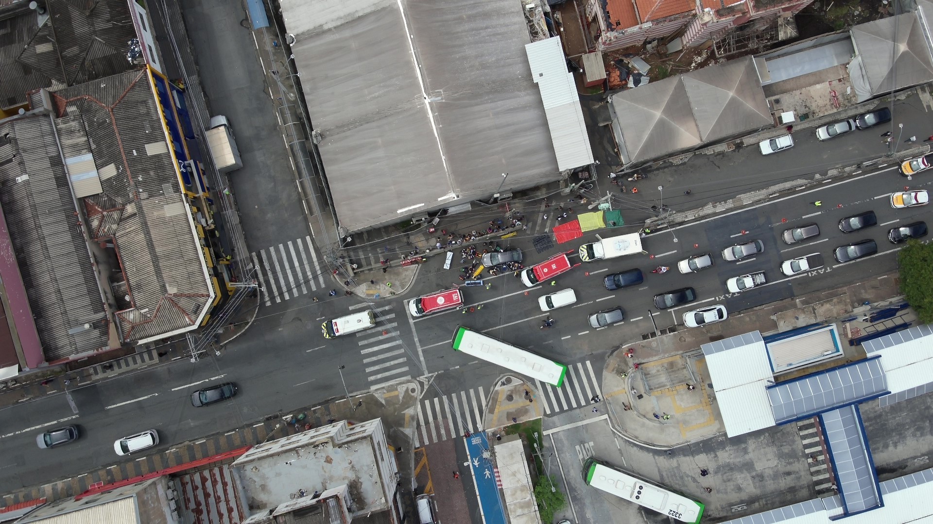 Ações para conscientizar motociclistas e pedestres são realizadas continuamente pela Emdec