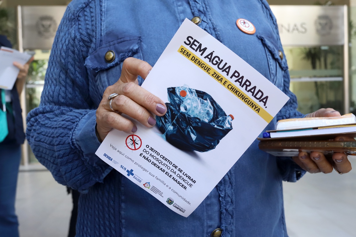Panfleto da Saúde de Campinas destaca cuidados contra a dengue