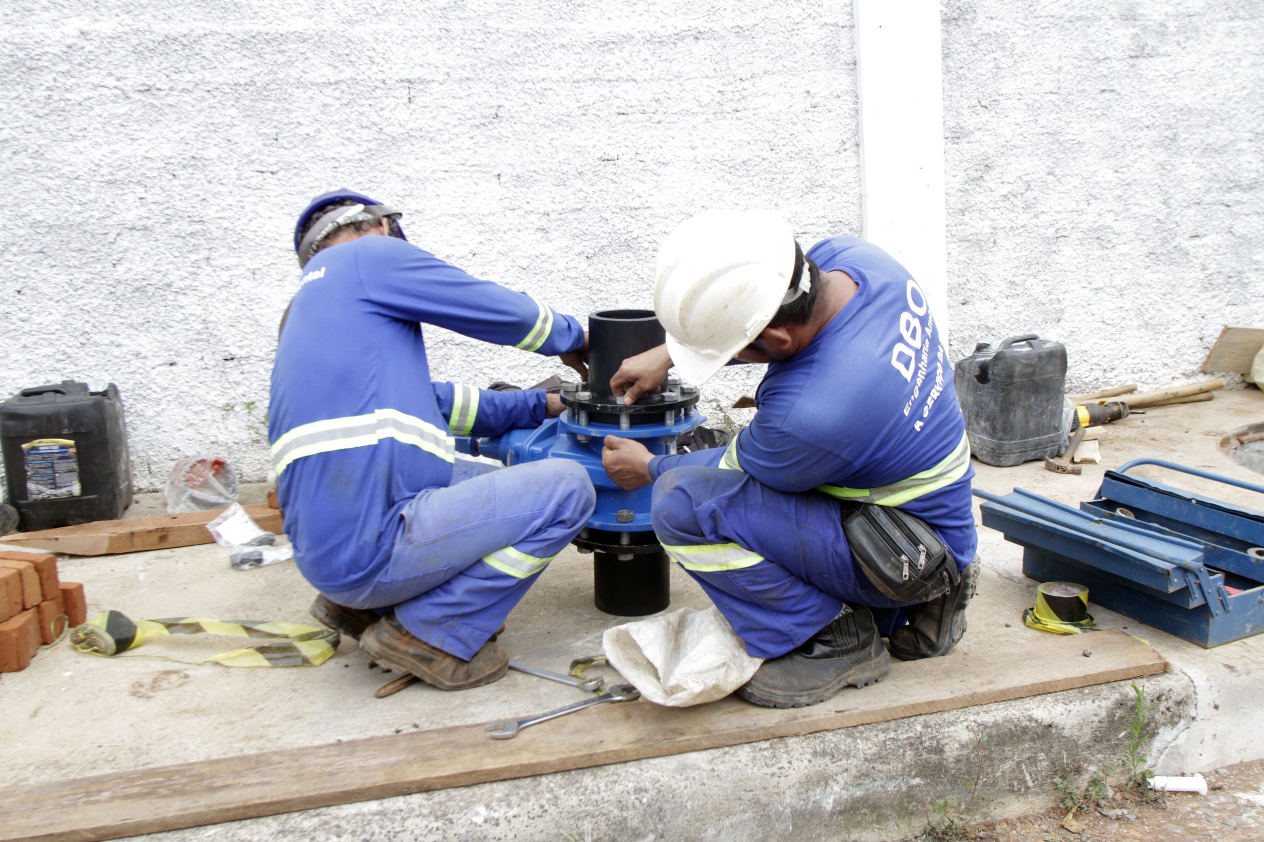 Equipamento tem a função de controlar o fluxo e a pressão de água na rede de distribuição