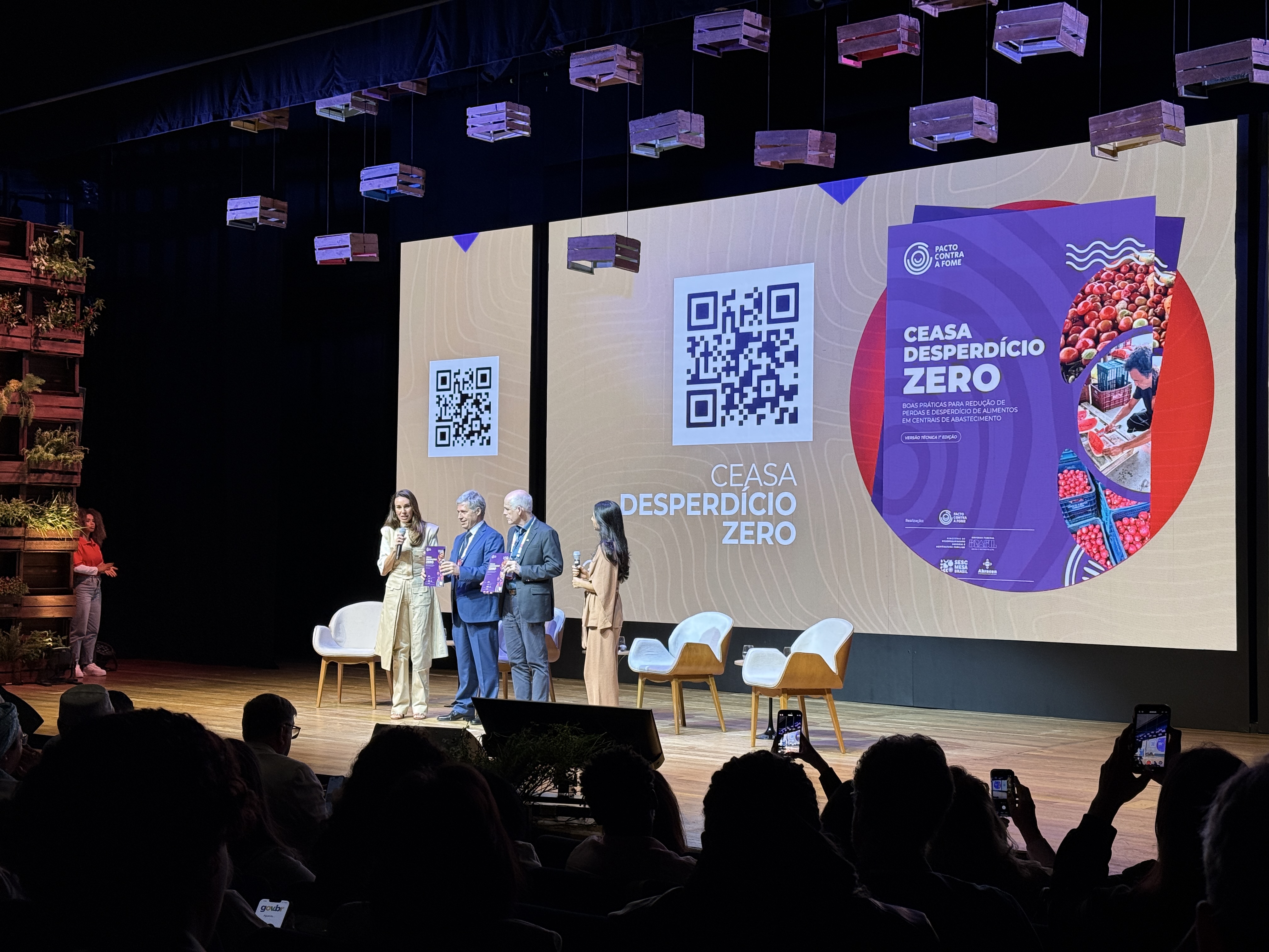 Entre janeiro e julho deste ano, o ISA processou mais de 1.900 toneladas de alimentos, beneficiando 736.519 pessoas