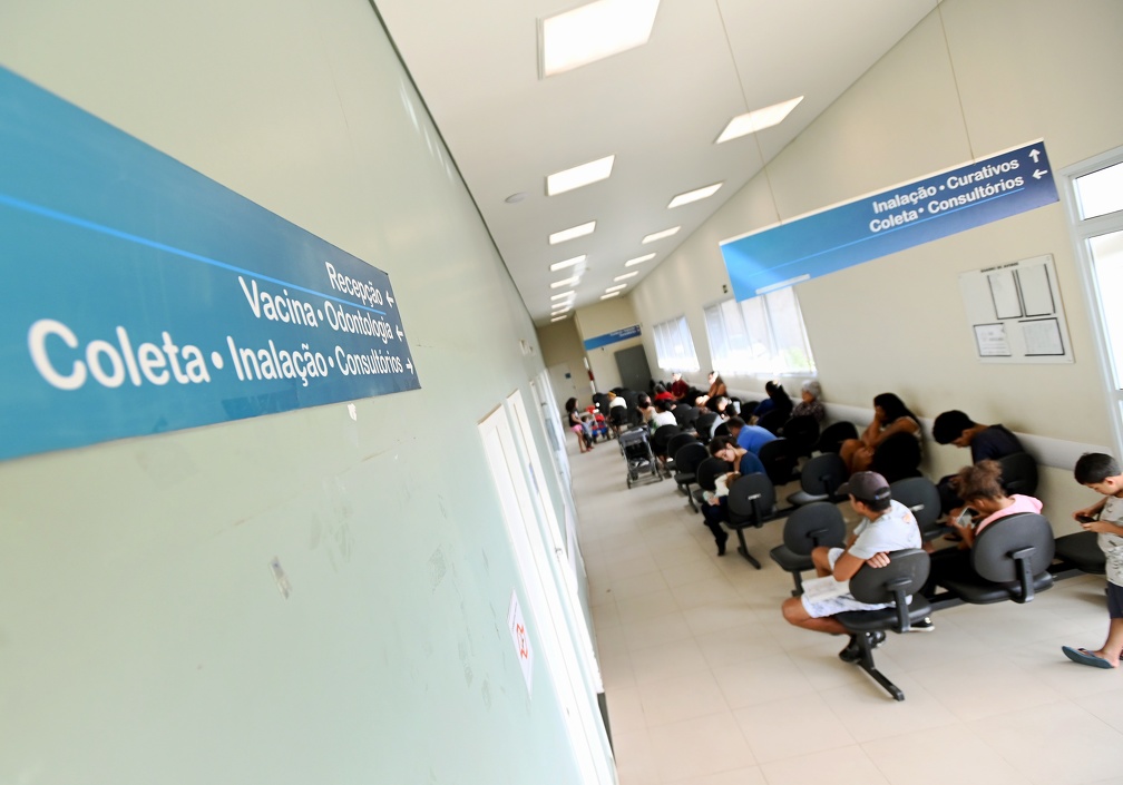 Todos os serviços foram retomados; as causa dos incêndio estão sendo investigadas