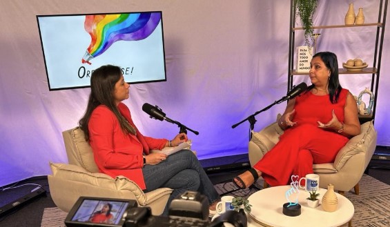 A jornalista Lilian de Sousa e a psicóloga Bárbara Menêses na gravação do primeiro episódio 