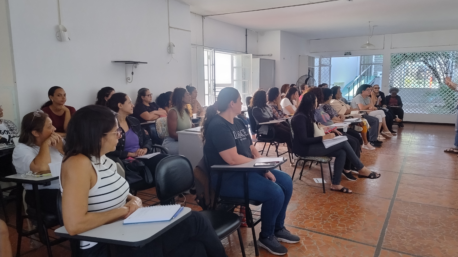 Roda de conversa "A Jornada da Autoestima Feminina" tem o objetivo de discutir caminhos que levam ao suicídio
