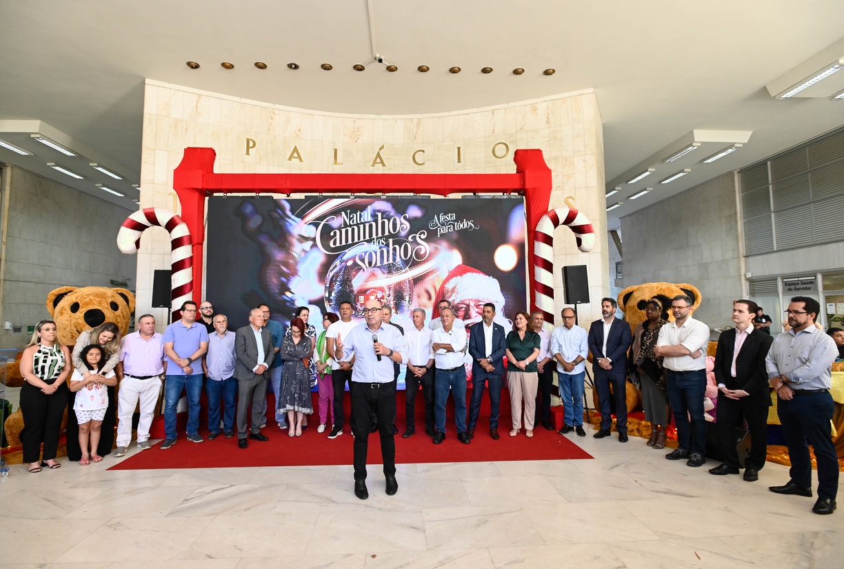 Rogério Capela/PMC A programação especial do Natal Caminhos dos Sonhos 2025 foi apresentada em cerimônia no Paço Municipal