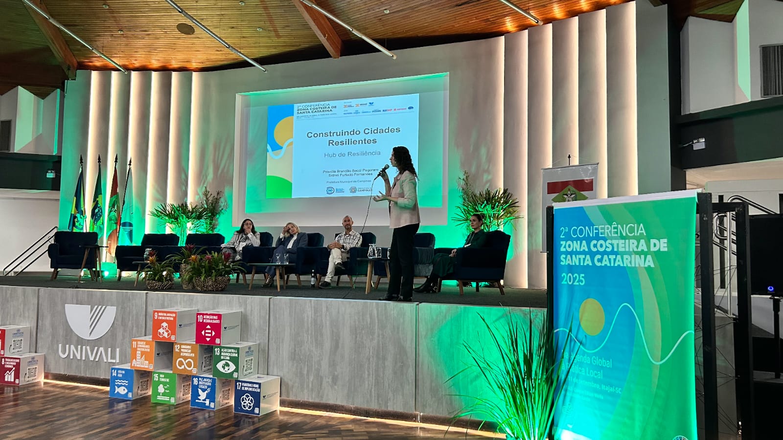 Divulgação Campinas foi representada por Priscilla Pegoraro, do Centro de Resiliência e articuladora da Saúde: trocar experiências e inspirar cidades a construir sua resiliência
