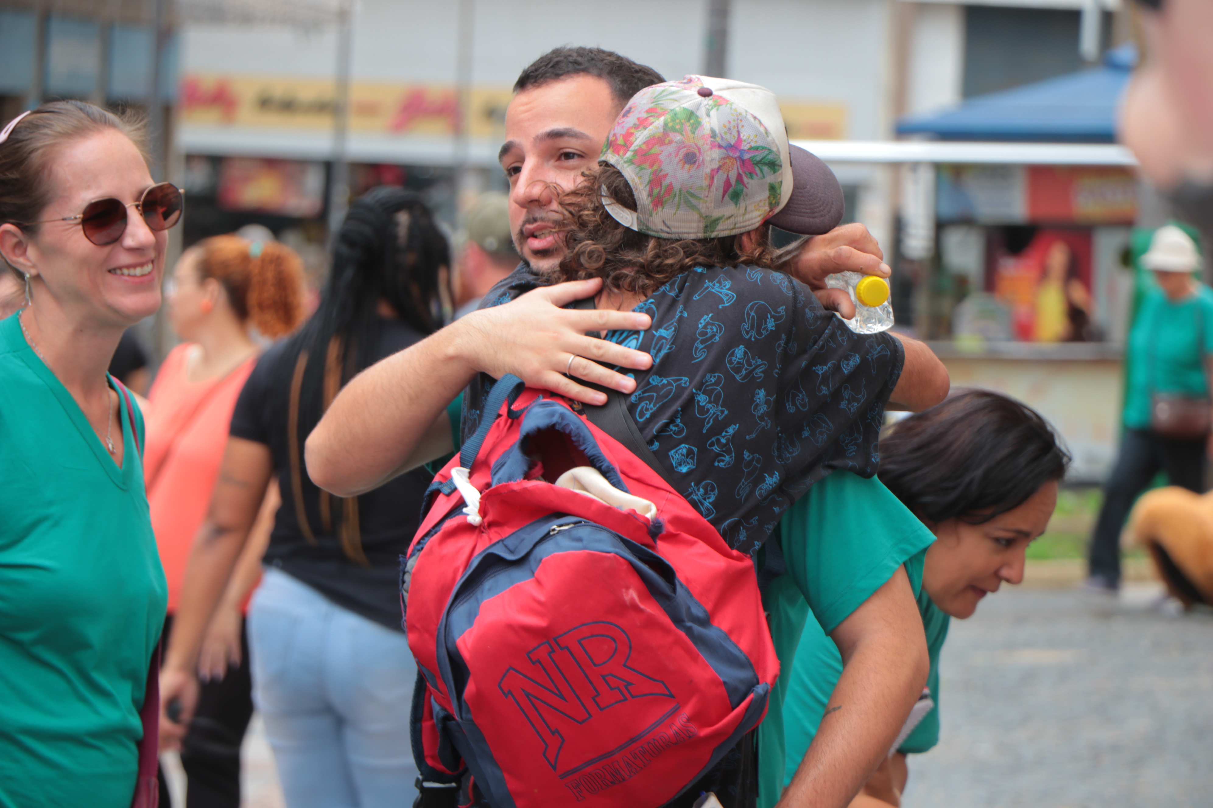 Abordagem tranquila que respeita o território de quem vive na rua
