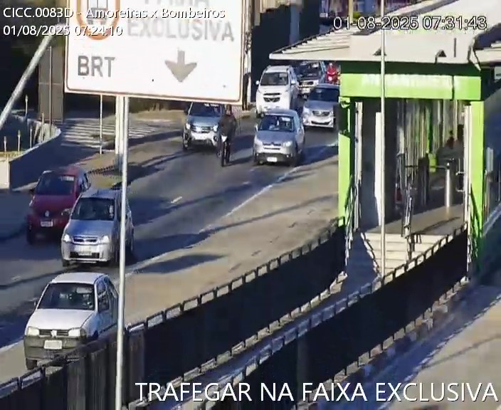 Multa para motoristas que desrespeitam as faixas exclusivas é de R$ 293,47