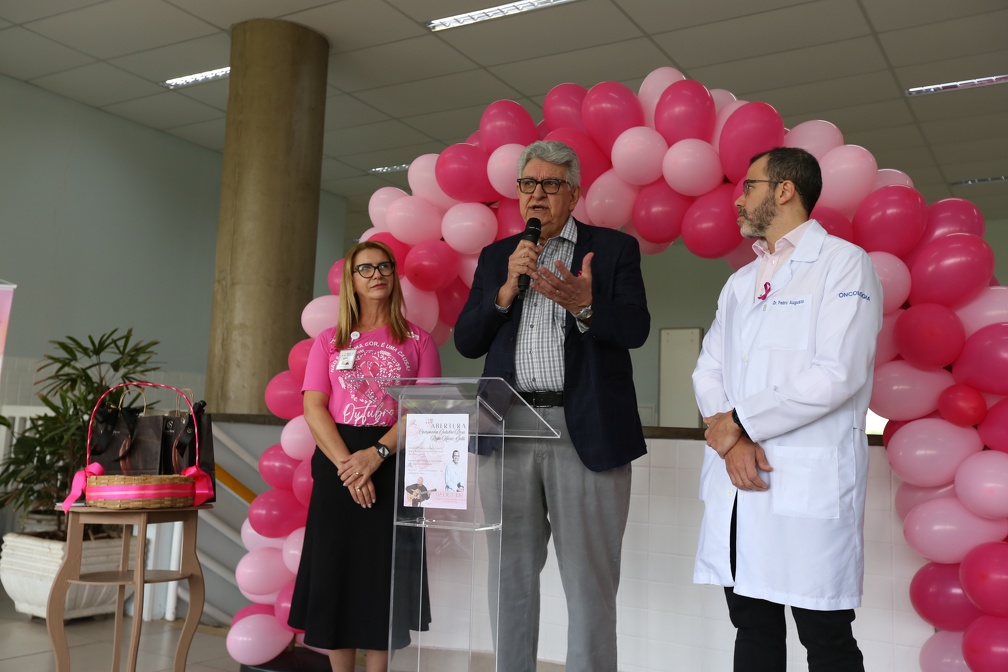 Adriano Rosa o médico Sérgio Bisogni, presidente da Rede Mário Gatti, fez a abertura da campanha