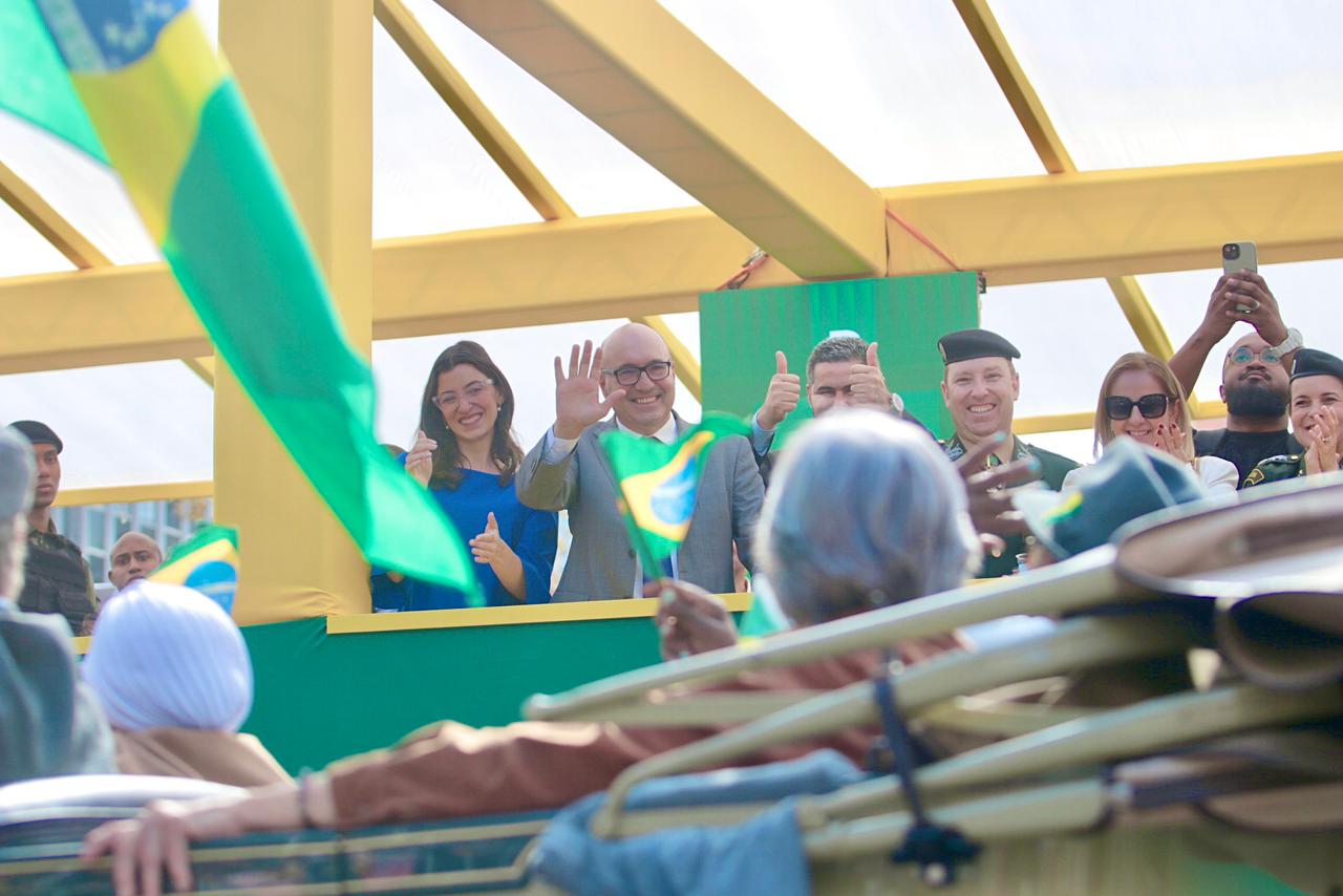 Firmino Piton O prefeito Dário Saadi prestigiou o desfile e destacou a importância que a população de Campinas dá ao evento
