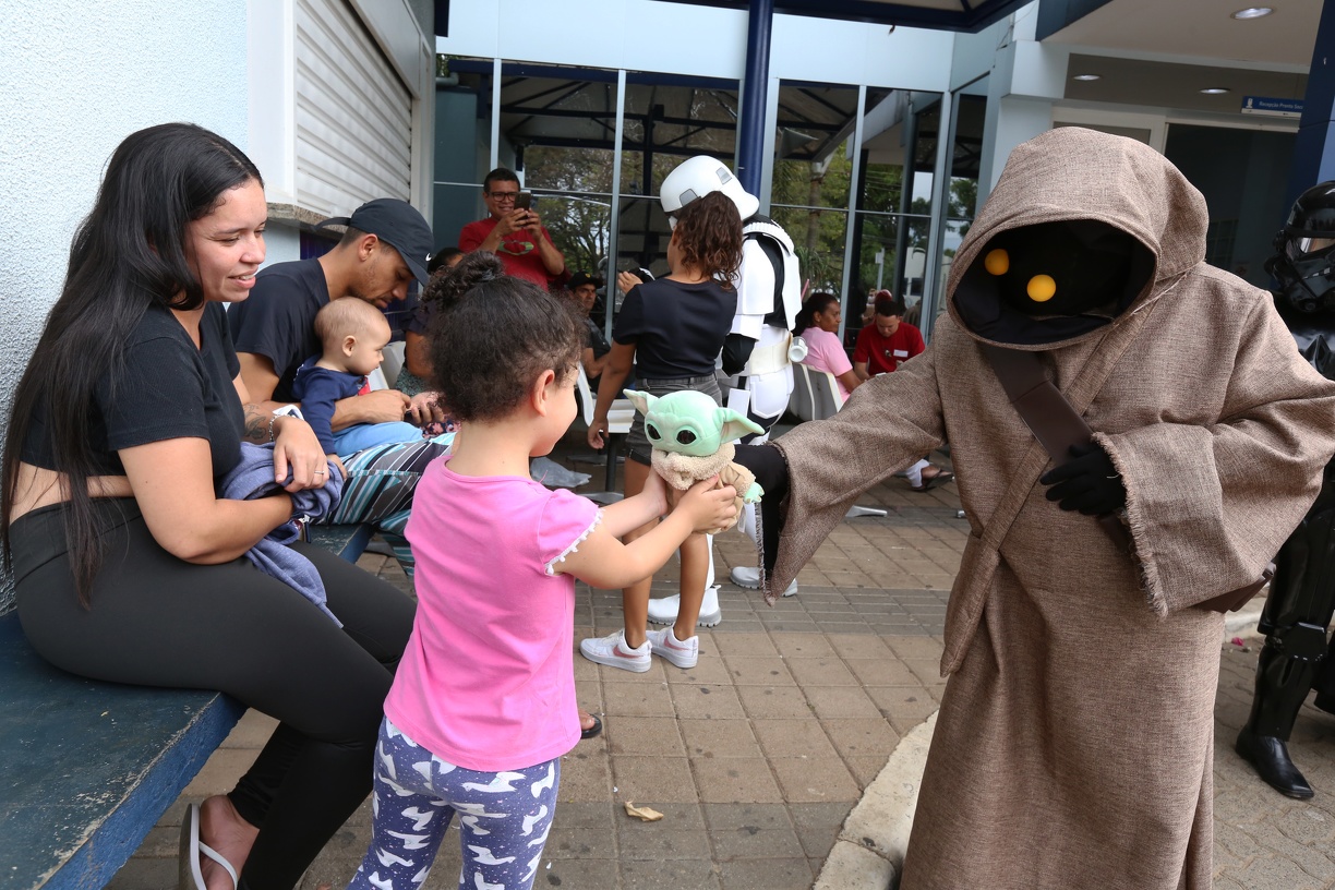 Crianças receberão a visita dos personagens de Star Wars 