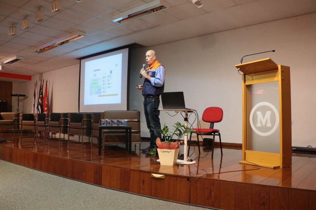 Divulgação O coordenador regional e diretor da Defesa Civil de Campinas, Sidnei Furtado, apresenta o trabalho desenvolvido na cidade
