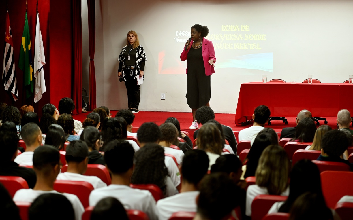 Carlos Bassan Secretária Eliane Jocelaine: é preciso desmistificar o tema