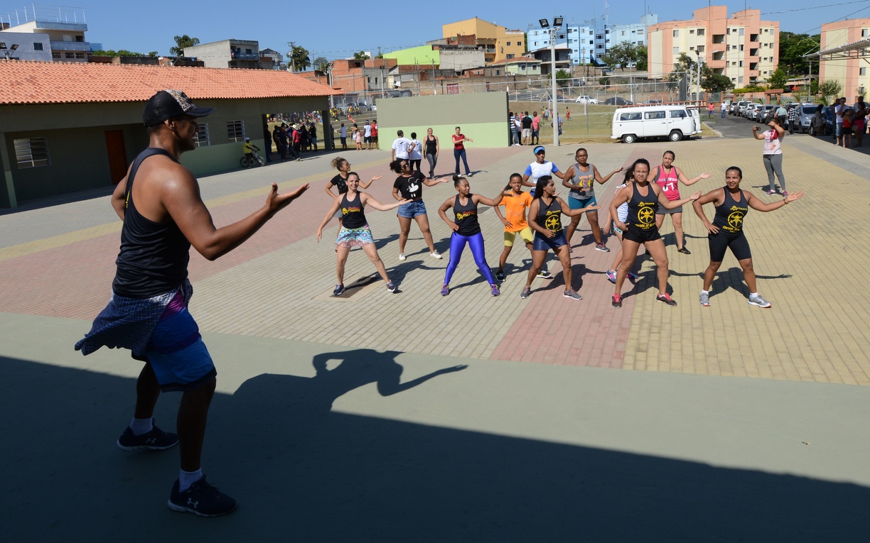 Carlos Bassan A Praça da Concórdia abrigará atividades como aula de zumba: diversão e informação para sensibilizar mulheres contra a doença