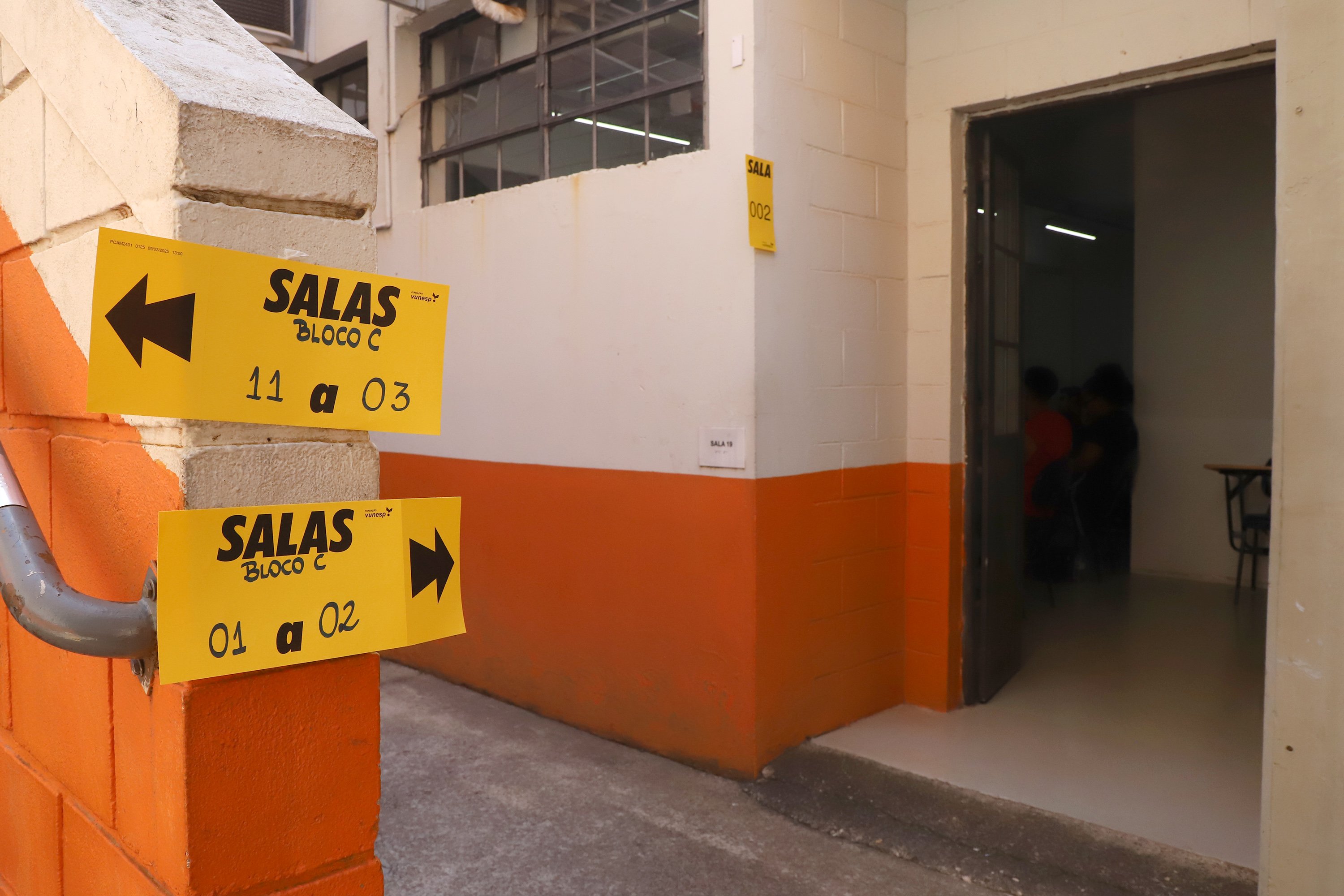 Prefeitura oferece 85 vagas em concurso para cargos de ensino médio e superior