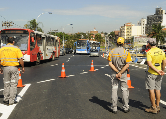 Serviços essenciais serão mantidos no feriado