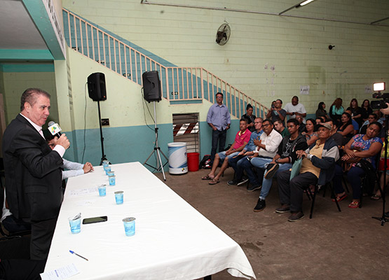 Prefeito Jonas Donizette explica sobre o processo de regularização fundiária