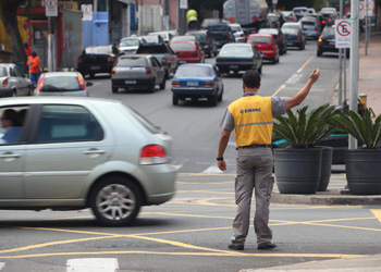 Emdec vai manter serviços essenciais