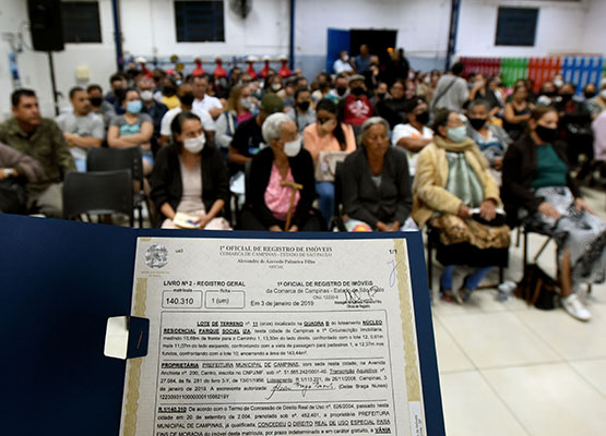 Programa de Regularização Fundiária já entregou quase 4,5 mil escrituras em um ano e meio de trabalho