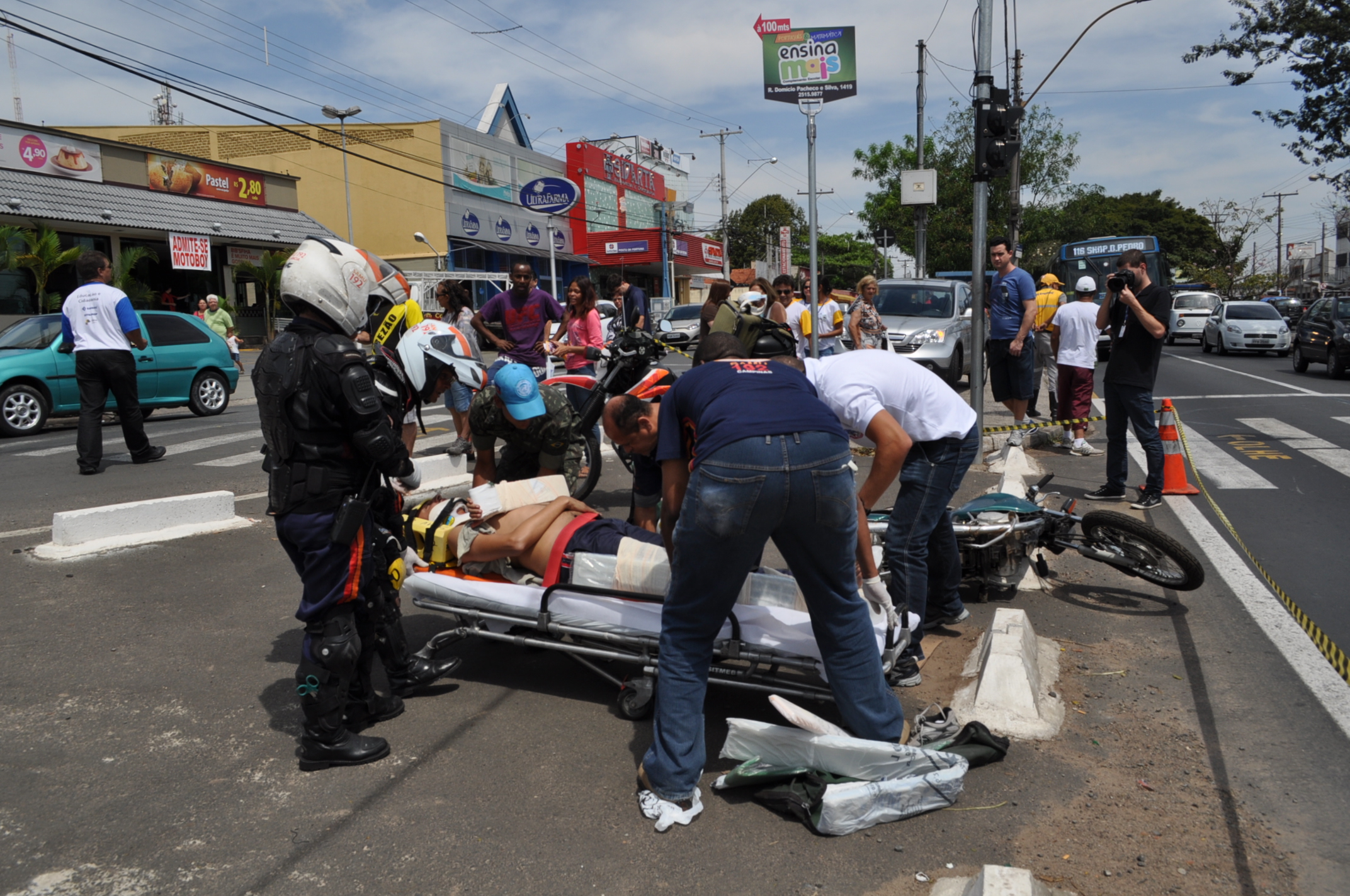 Simulação de atendimento a acidentado no trânsito