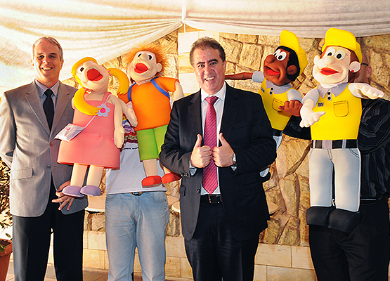 Barreiro, Jonas e bonecos que alertam para o respeito no trânsito