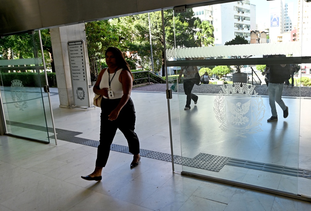 Carlos Bassan/PMC A partir desta terça-feira, os profissionais têm 15 dias para enviar, de forma online, os documentos, apresentar os originais e assinar o termo de posse
