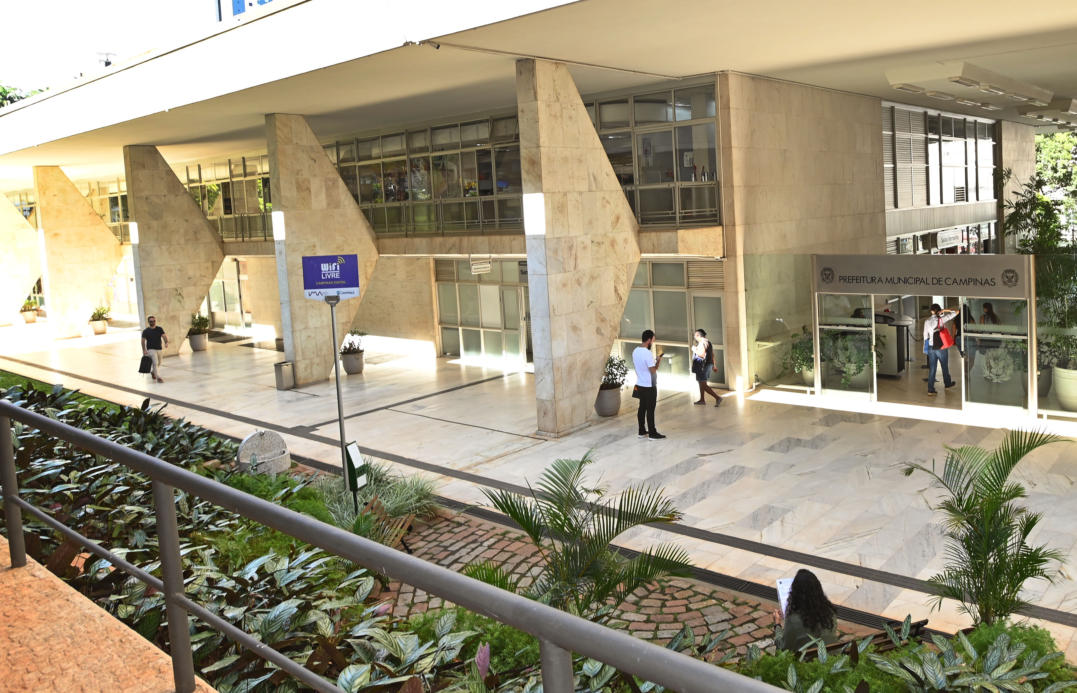 Expediente no Paço Municipal encerra na quarta, 31/12, às 12h, e retorna na segunda, 5/1, às 8h