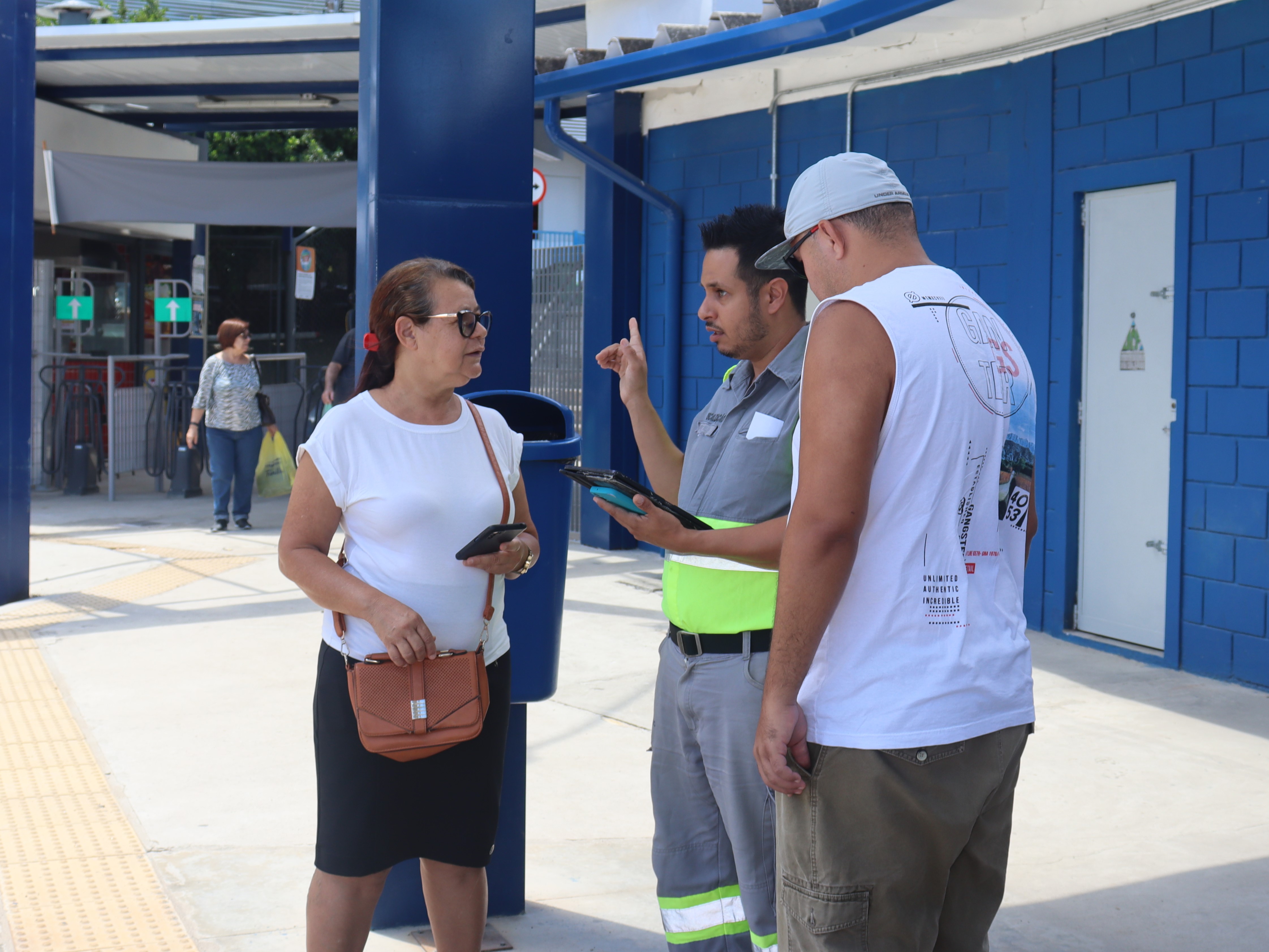 Equipes de trânsito e transporte atuam normalmente nas ruas e terminais 