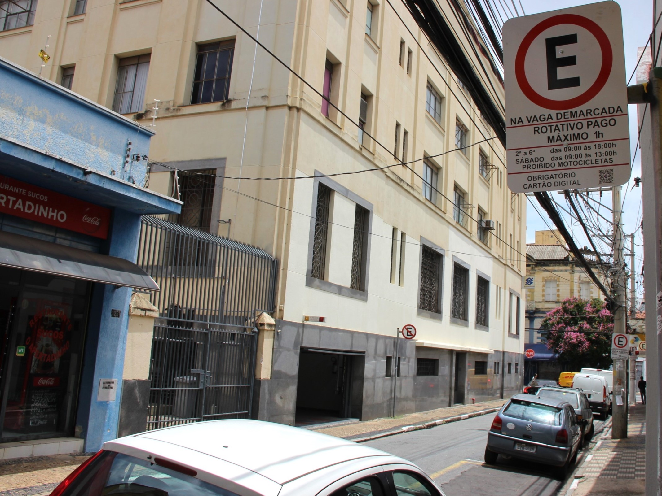 Pagamento por PIX poderá ser feito a partir do QR Code presente nas placas da Zona Azul