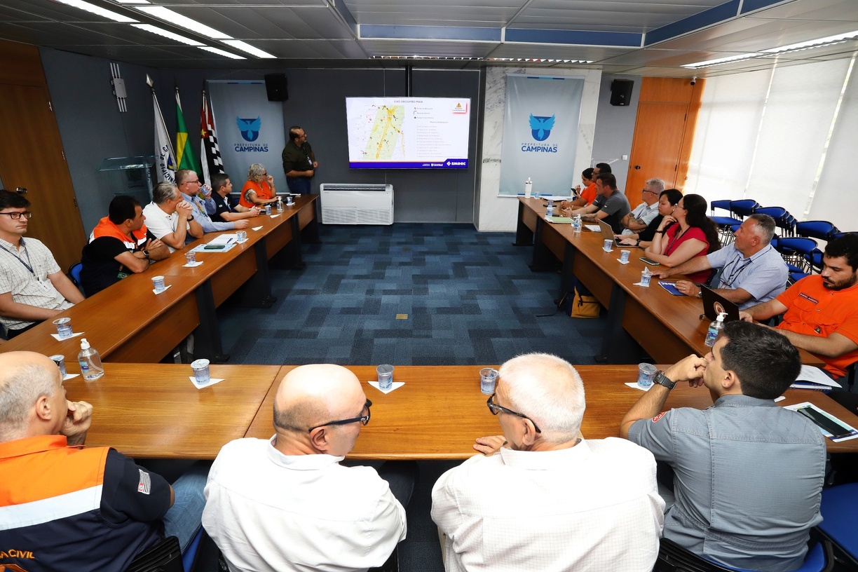 Campinas fez reunião para discutir planejamento de ações contra chuvas nos próximos dias