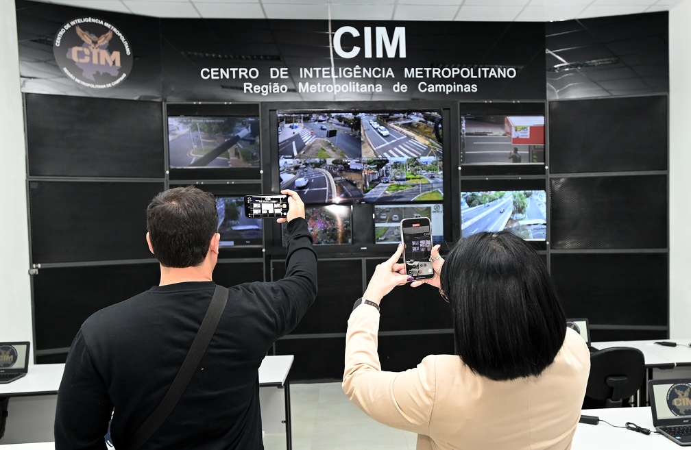 O CIM fica em uma sala anexa ao Centro Integrado de Comando e Controle (CICC) de Campinas