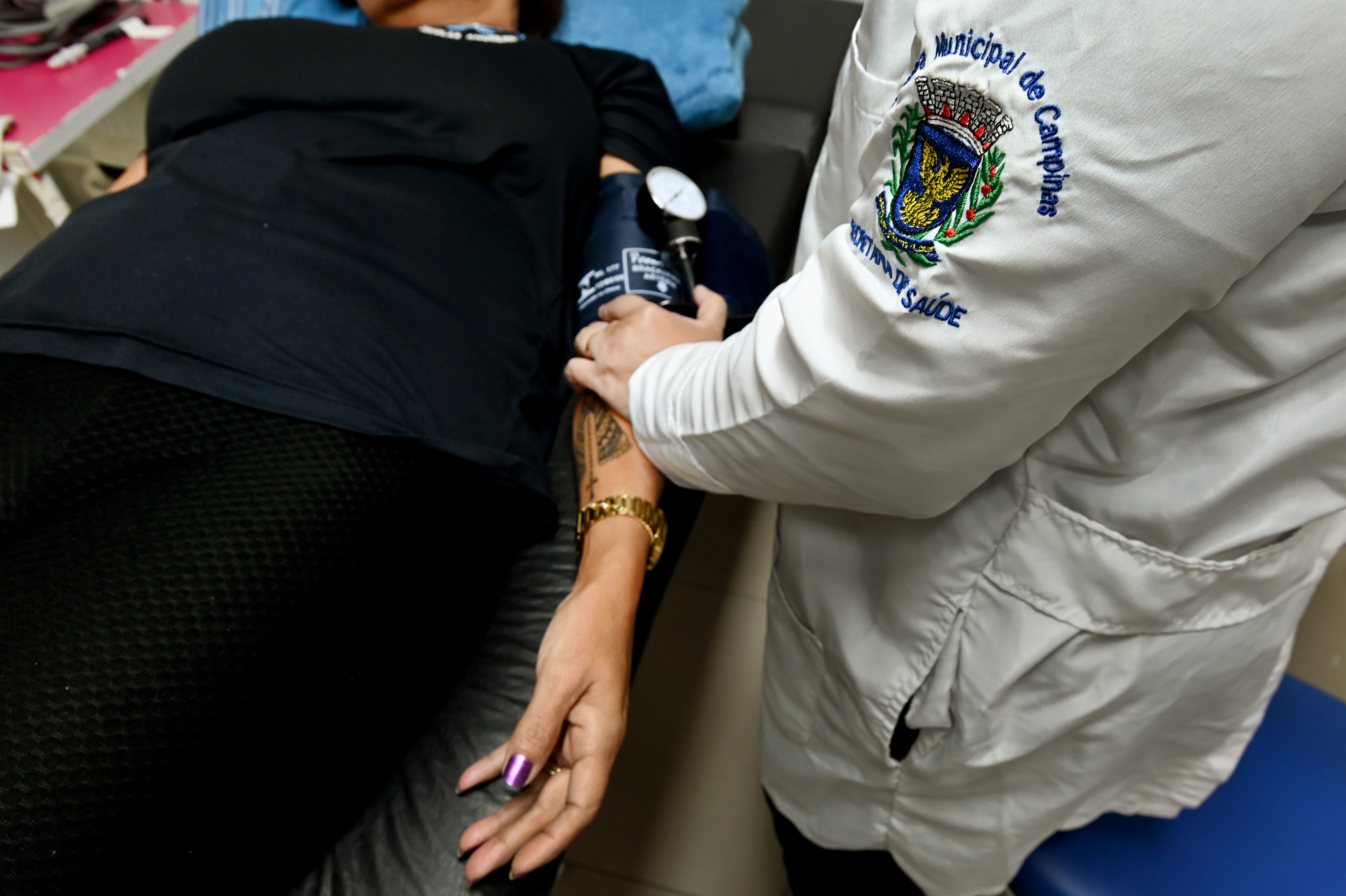 Um terço dos 60 profissionais convocados pela Prefeitura são médicos