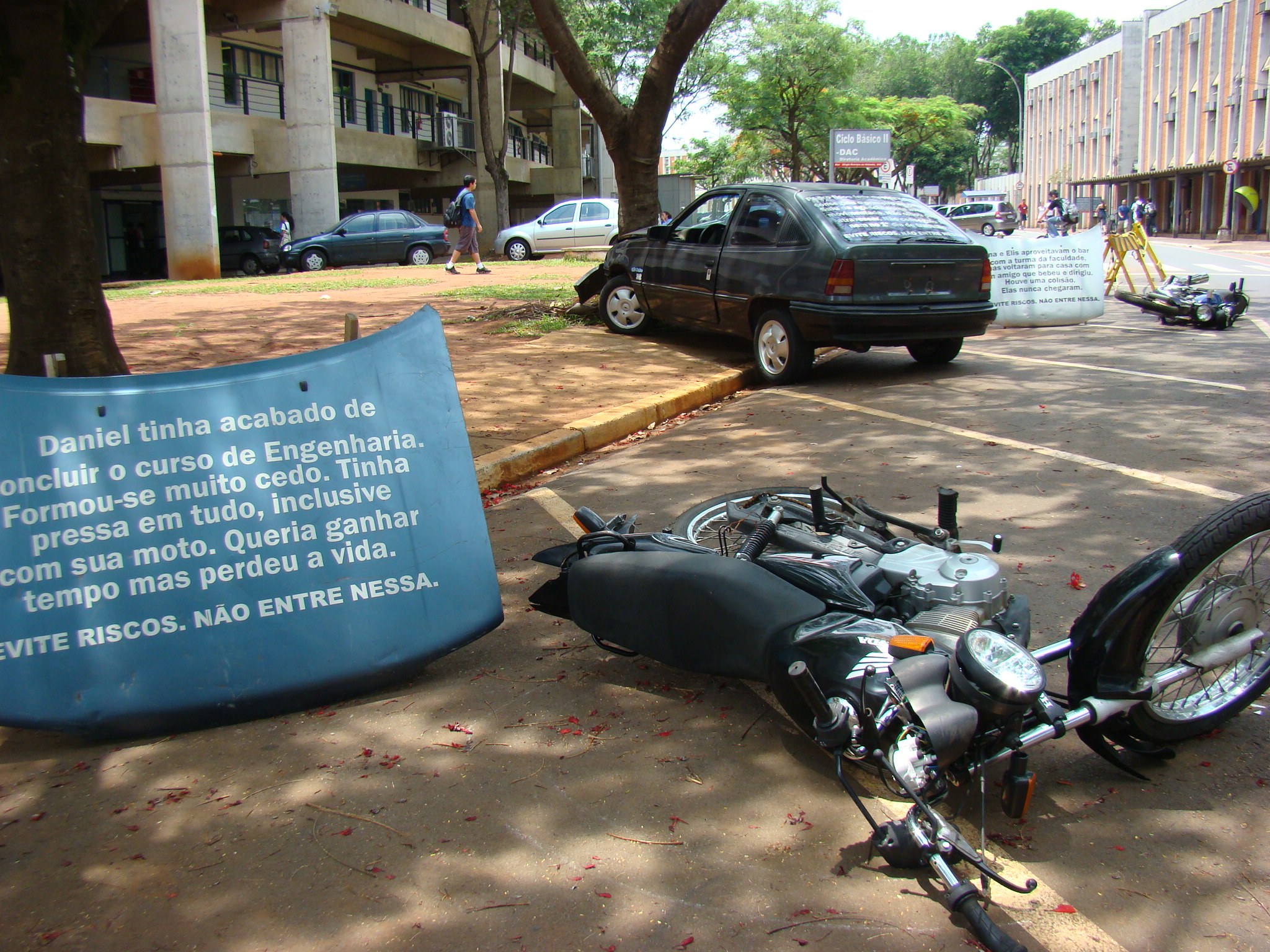 Cenário simula acidente de trânsito