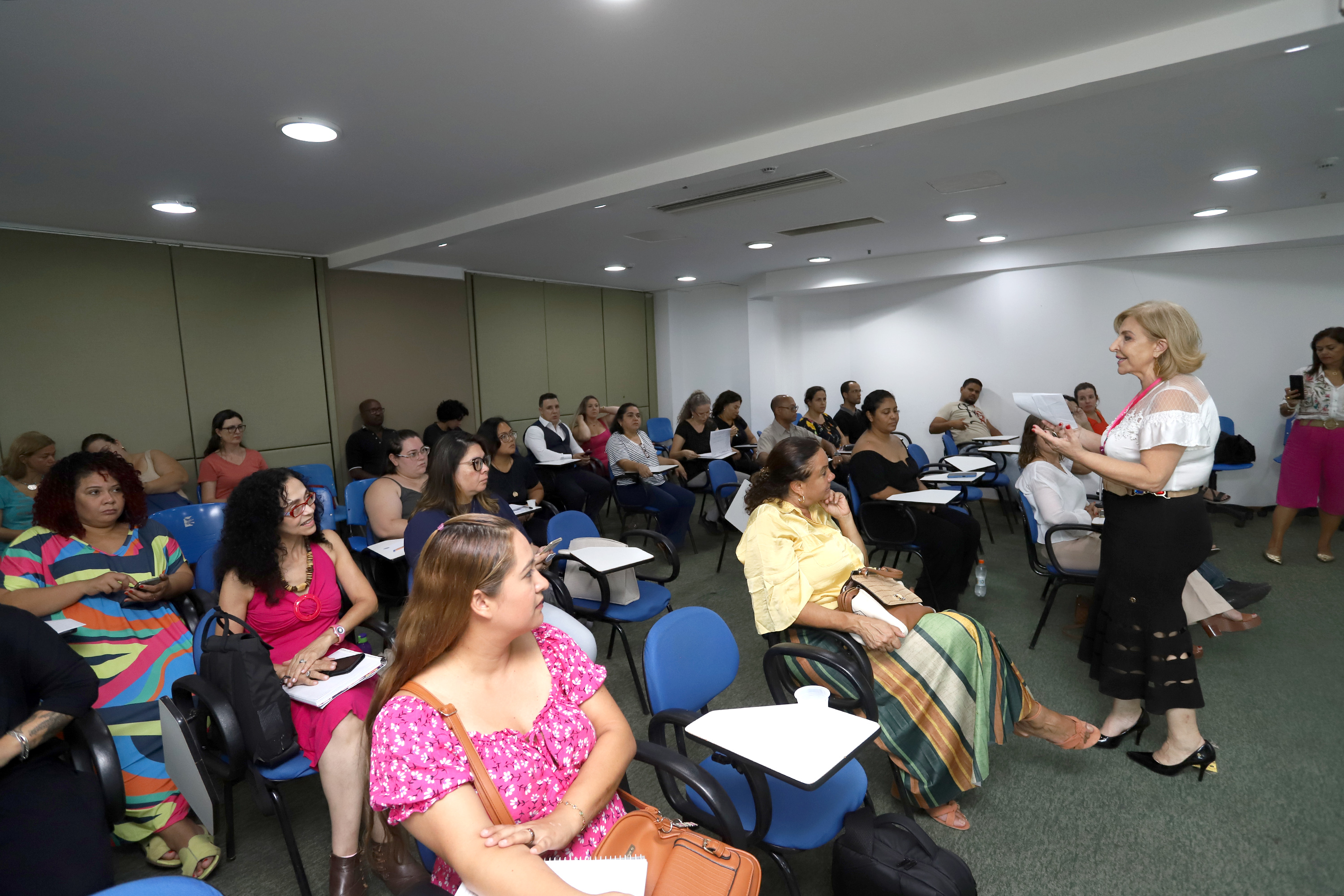 Tema integra programação 16 dias de ativismo pelo fim do racismo e fim da violência contra a mulher