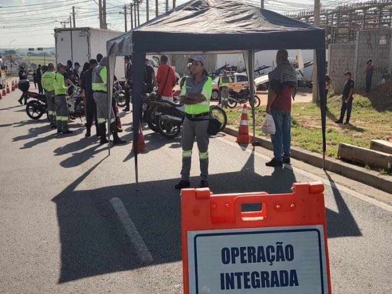 Na avenida Camucim, a blitz foi realizada ontem, 13 de março