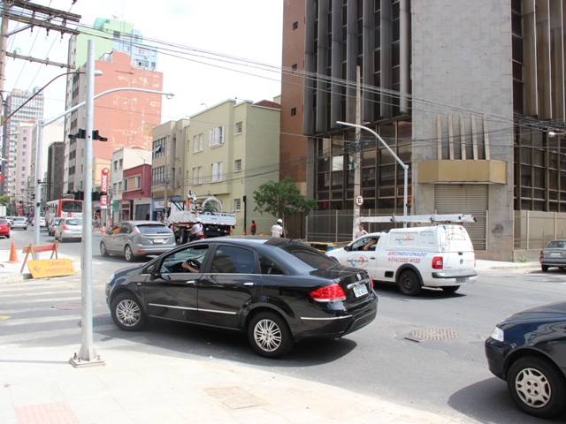 Cruzamento da Barreto Leme com a Francisco Glicério receberá semáforo