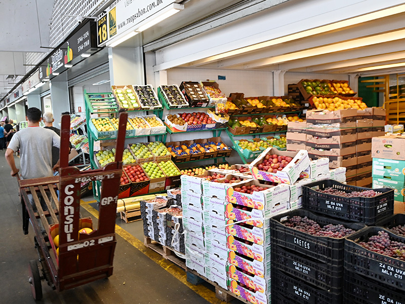 Combinação preço + calor fazem das frutas uma boa opção para o período