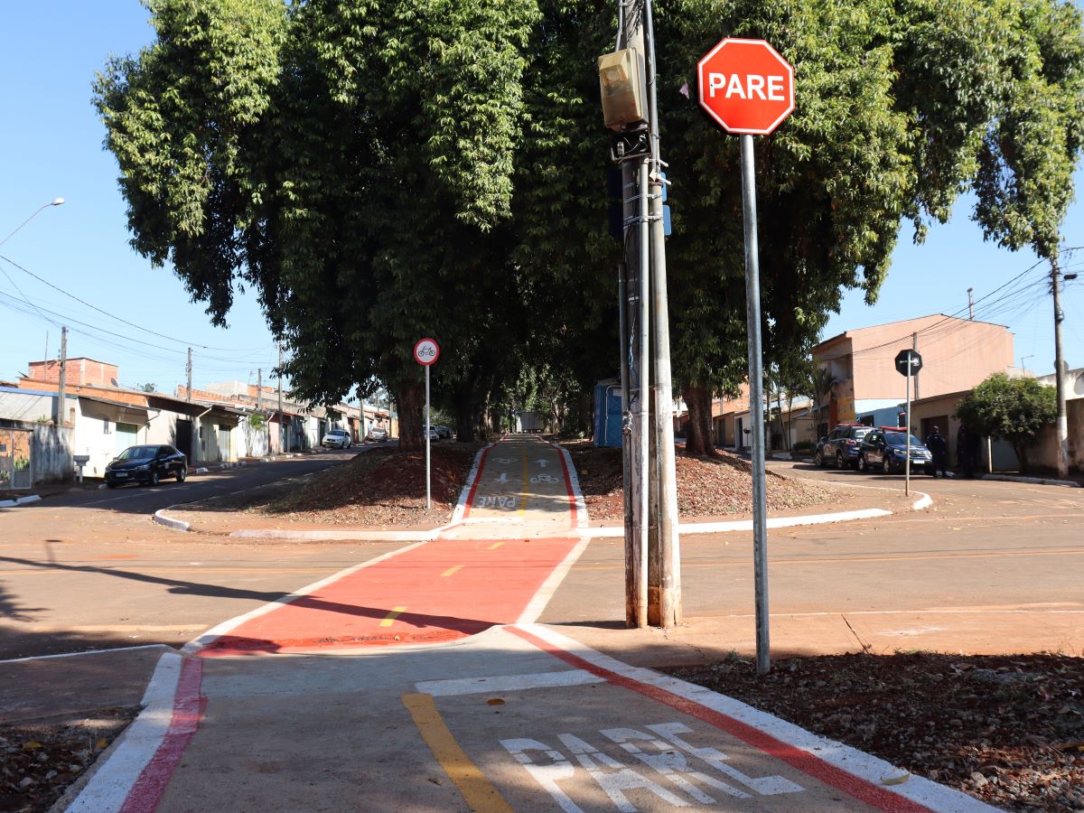 Ciclovia Vila Olímpia vai da rua do Polo Aquático até a do Vôlei de Praia