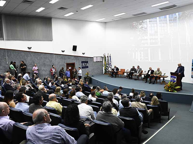 Celebração foi no auditório da sede do IAC