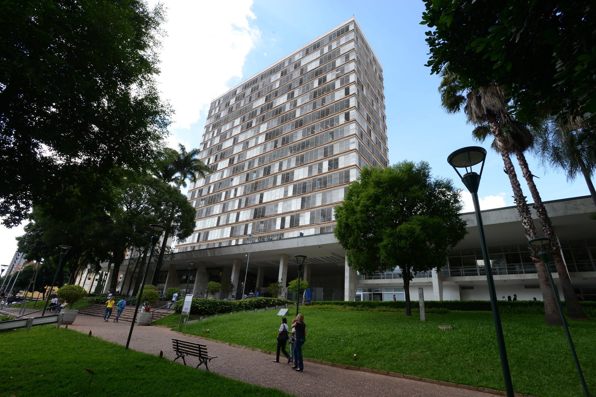 O decreto estabelece em que casos o benefício pode ser concedido, prazo da redução, como fazer o pedido, documentos que devem ser apresentados e as vedações