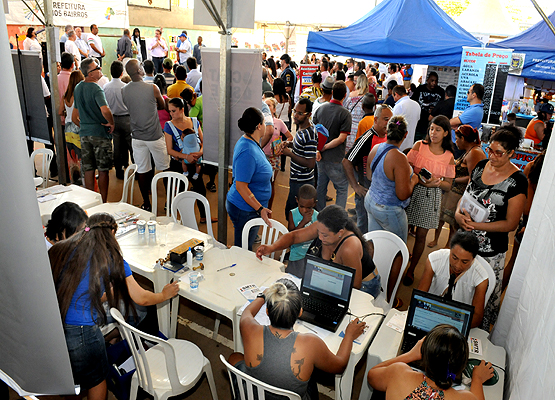 Muitas pessoas aproveitaram o sábado para recorrer aos serviços