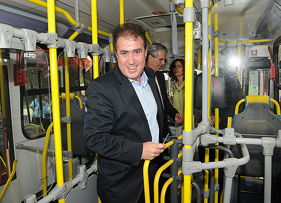 Em dois anos de governo, foram entregues 248  veículos