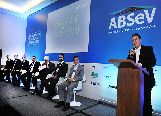 Prefeito fala em evento