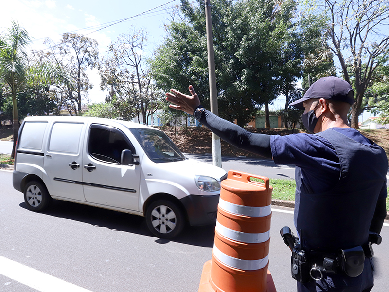 Nas barreiras desta segunda-feira, 29, durante a manhã, 297 veículos foram parados. Guarda Municipal, Emdec e Polícia Civil realizaram a operação.